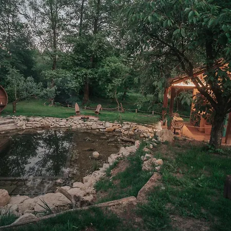 Klidny Kout Glamping Hotel Vysoke Myto Exterior photo