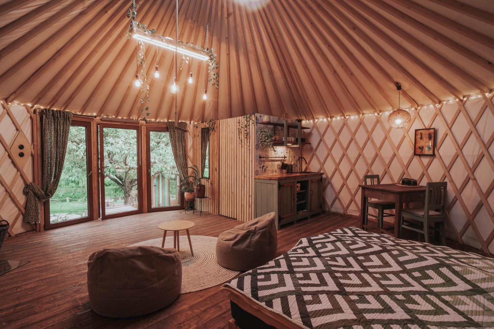 Klidny Kout Glamping * Vysoke Myto